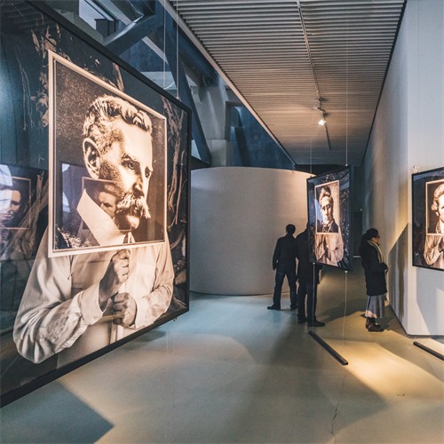 展館